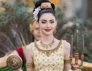 7 nữ thần Songkran 2024 “bất phân thắng bại”: 2 bạn thân Lisa so kè nhan sắc, trùm cuối gây xao xuyến cực mạnh