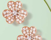 Đón xuân 2024 với trang sức Van Cleef & Arpels Frivole