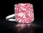 Nhiều viên hồng ngọc lập kỷ lục mới về giá trong đợt bán bộ sưu tập trang sức Heidi Horten