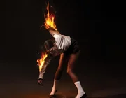 Đường đua âm nhạc US-UK tháng 4: Taylor Swift "thả xích" album mới, Ava Max cùng loạt nghệ sĩ indie ra mắt siêu phẩm đa thể loại