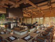 Bước vào giấc mơ ẩm thực diệu kỳ cùng nhà hàng NAYUU tại Four Seasons The Nam Hải, Hội An