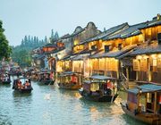 Ngất ngây trước vẻ đẹp của cổ trấn nghìn năm tuổi ở Trung Quốc