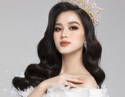 Hình thể được khen đẹp như 'tạc tượng' của Hoa hậu Đỗ Thị Hà