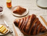 Cách người Pháp thưởng thức bánh sừng bò croissant: Nét tinh tế trong văn hóa ẩm thực