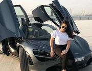 Cuộc sống sang chảnh của 'hội con nhà siêu giàu' trên mạng