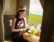 Ngắm Nha Trang, Quy Nhơn trên tàu hỏa xa xỉ 10 triệu đồng/vé