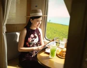 Ngắm Nha Trang, Quy Nhơn trên tàu hỏa xa xỉ 10 triệu đồng/vé