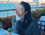 Song Hye Kyo "xả" ảnh hẹn hò ở trời Tây, netizen khen còn trẻ trung hơn lúc đi sự kiện