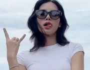 HOT: Lisa tung hình ảnh đầu tiên cho màn comeback solo, tạo hình Rockstar cực chiến!