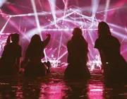 Phim âm nhạc Born Pink của Blackpink ra rạp đúng một năm sau khi bộ tứ đến Việt Nam diễn show