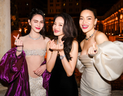Hồ Ngọc Hà tậu đồng hồ Bulgari thiết kế cùng Lisa, "xin vía" cho con gái