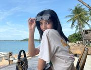 Phát hiện hòn đảo mà Lisa vừa đến nghỉ dưỡng: Hoá ra là "thiên đường biển" ngay gần Việt Nam