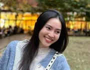 Ninh Dương Lan Ngọc gầy gò sau hai tháng đi du học