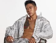 Chàng trai cùng lúc để ý nhiều cô gái ở show hẹn hò Đảo thiên đường