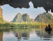 Phát hiện thêm một ''Vịnh Hạ Long trên cạn'' cách Hà Nội chỉ 80km: Đẹp hoang sơ nhưng hữu tình, có hơn 1000 hang động, còn giữ 2 kỷ lục quốc gia