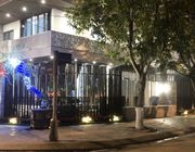 Biệt thự của bố Chải - "phú ông" Đi Giữa Trời Rực Rỡ hoành tráng cỡ nào?