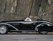 Siêu xe cổ Alfa Romeo 8C 2900B Lungo Spider được đấu giá với mức khởi điểm khoảng 500 tỷ đồng