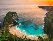 Bãi biển đẹp thứ hai của châu Á, được ví như đuôi khủng long dẫn đến biển xanh giữa lòng Bali