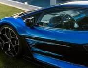 Siêu xe Lamborghini Revuelto với màu sơn tốn gần 500 giờ thực hiện