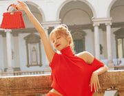 Từ Jisoo của Blackpink với Dior đến Rihanna với Gucci, đâu là những mẫu túi xách xa xỉ đang được các ngôi sao “thả tim”?