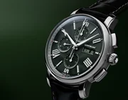 Montblanc Star Legacy Green Exploding Star mang sắc xanh tươi mới cho thiết kế huyền thoại
