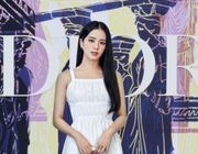 Jisoo (Blackpink) góp mặt trong chiến dịch quảng bá túi xách Lady Dior