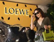 LOEWE: Bản sắc truyền thống dưới nhãn quan tinh nghịch