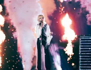 Châu Bùi chứng minh bản lĩnh tại Em Xinh “Say Hi” Concert Hà Nội
