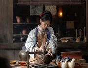 Gia Nghiệp: Dương Tử hóa cô chủ mặt lấm lem của xưởng mực