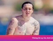 Brooklyn 'xát muối vào vết thương' của Victoria Beckham