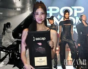 Ejae: Từ thực tập sinh bị từ chối đến ca sĩ được đề cử Grammy