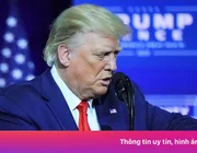 Tổng thống Trump quảng cáo đồng hồ Trung Quốc