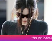 Áo ngực 'biến mất' của nữ ca sĩ Trung Quốc