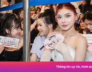 Cô gái Hà Nội bay vào TP.HCM, đợi 3 ngày để xem phim 'Anh trai say hi'