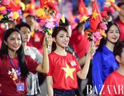 Hoa hậu H’Hen Niê, Thanh Thủy, Tiểu Vy, Ngọc Châu tham gia duyệt binh chào mừng 50 năm thống nhất đất nước