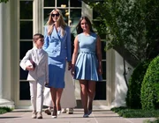 'Thiên thần Nhà Trắng' diện đồ đôi với Ivanka Trump