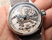 'Tính năng rẻ tiền' trên đồng hồ 53.000 USD