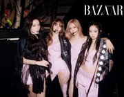 BLACKPINK ra nhạc mới nhất ngay trên sân khấu World Tour