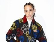 Kenzo bắt tay Futura 2000, đưa nét vẽ graffiti New York lên BST mới