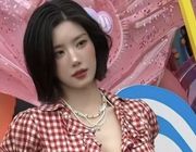 Khối tài sản của 'Nữ thần Waterbomb' Kwon Eun Bi