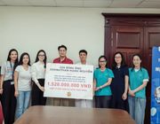 Gia đình ông Johnathan Hạnh Nguyễn tặng 1,52 tỷ đồng cho tổ chức Smile Train