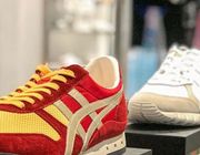 Cửa hàng Onitsuka Tiger ở Saigon Centre phản hồi sau bão '1 sao'