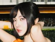 Orange vướng tin hẹn hò nhà sản xuất kém 4 tuổi