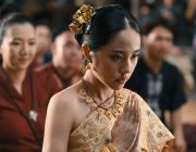 Phim Việt 'Cô dâu ma' dời lịch chiếu