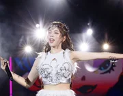 “Khơi mạch nguồn Di sản – Vững bước Kỷ nguyên mới”: Sân khấu thăng hoa cùng Hà Nhi, DJ Mie và Tiêu Minh Phụng