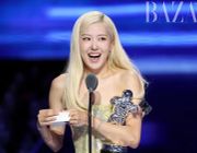 Rosé viết nên lịch sử VMAs 2025 với “APT.”