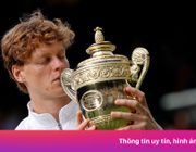 Đương kim số 1 tennis đeo Rolex 40.000 USD