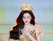 Hoa hậu Quế Anh mặc váy Nguyễn Minh Tuấn trao vương miện Miss Grand