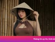 Tâm Tít đằm thắm với monokini và nón lá