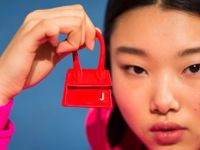 Micro Bag - những chiếc túi tí hon “chiếm sóng” làng thời trang